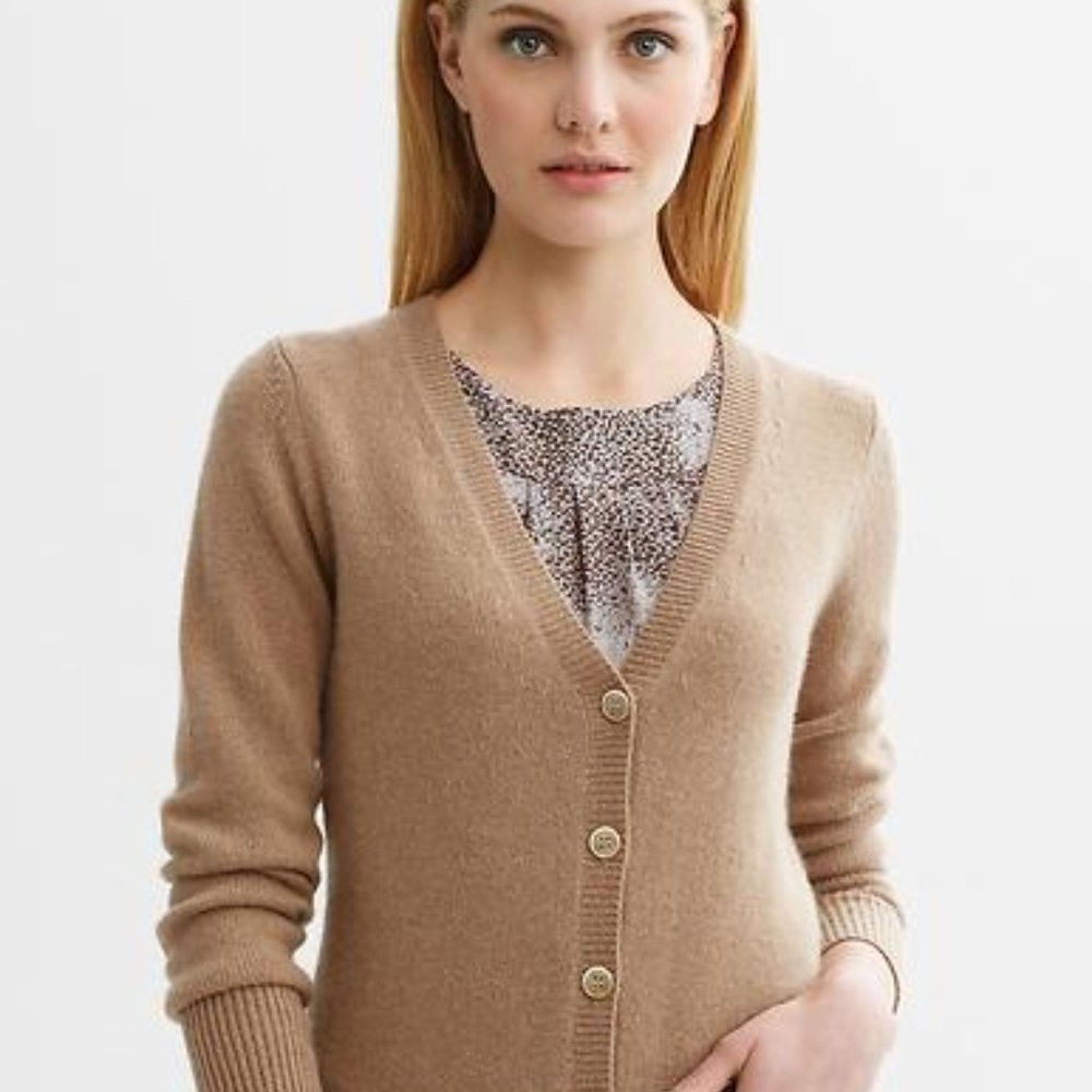 Banana Republic Grosgrain Button Merino Cardigan Small NWOT